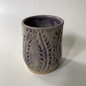 Lavender pottery tumbler